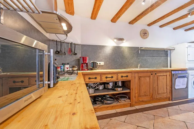 Chalet Honoré - kitchen