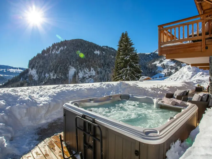 Jacuzzi