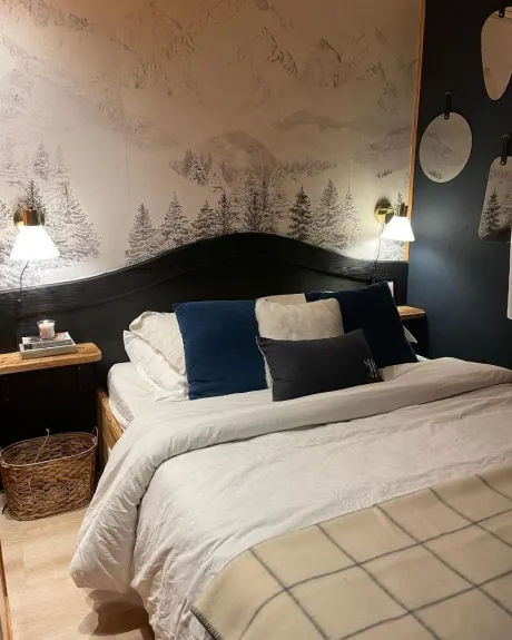 Main Bedroom. Bed 140*190cm + dressing + USB plugs. Android TV Netflix / Prime