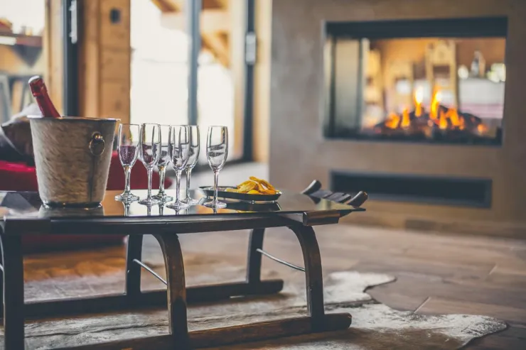 Apéritif by the fire