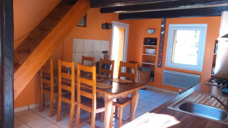 Cuisine équipée avec lave-vaisselle