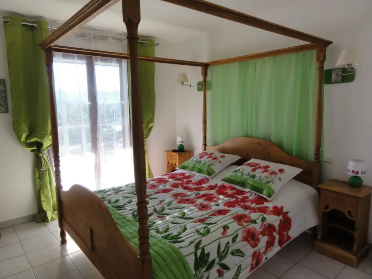 Chambre 4 - chambre parentale - étage inférieur