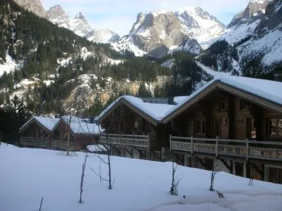 vue sur chalets côté ouest.