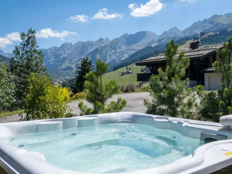 Jacuzzi