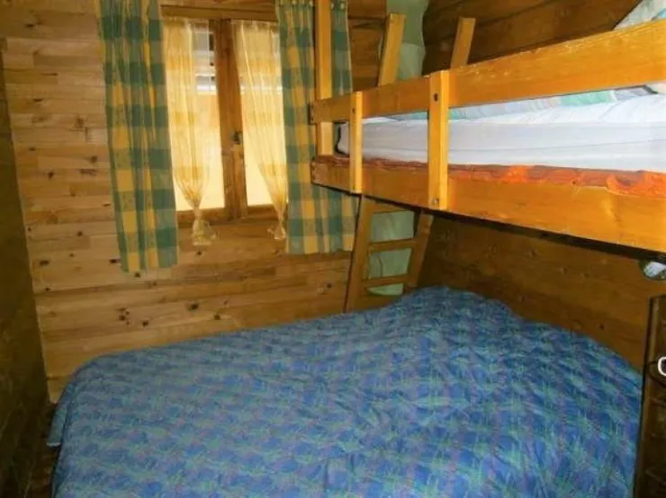 2ème  CHAMBRE AVEC LIT  A 2   PLACES