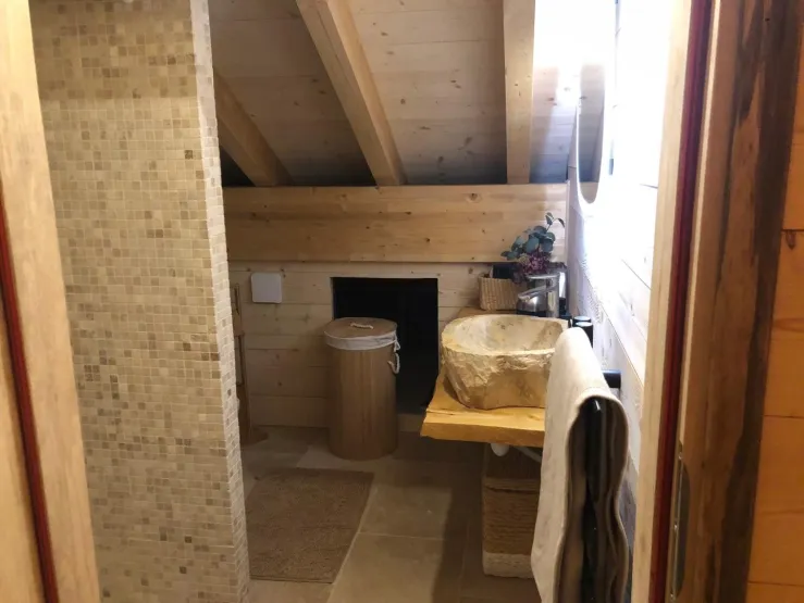 salle d'eau du troisième étage 