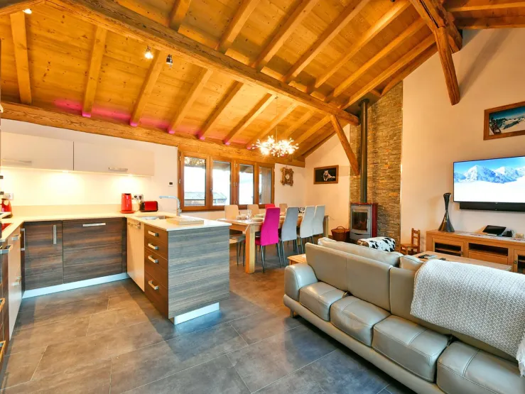 Chalet Teranga Méribel - living room + kitchen
