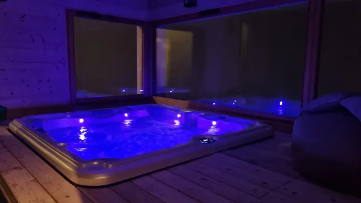 Salle détente - Spa (6/7 personnes)