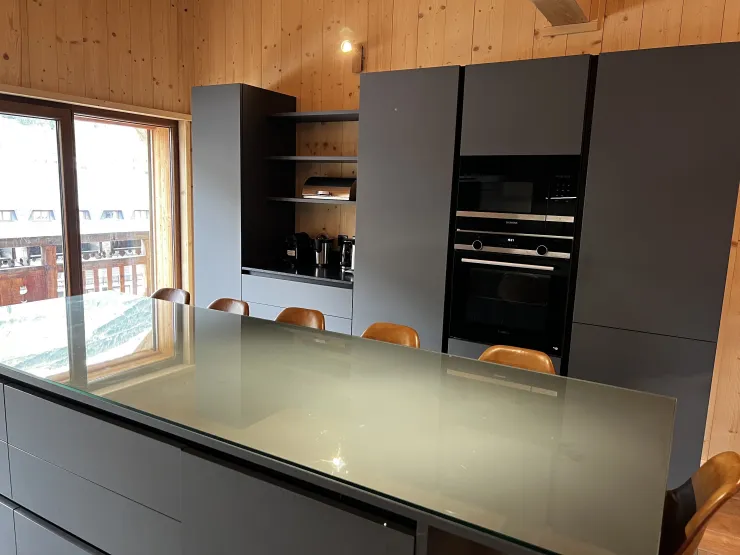 Cuisine ouverte sur le salon