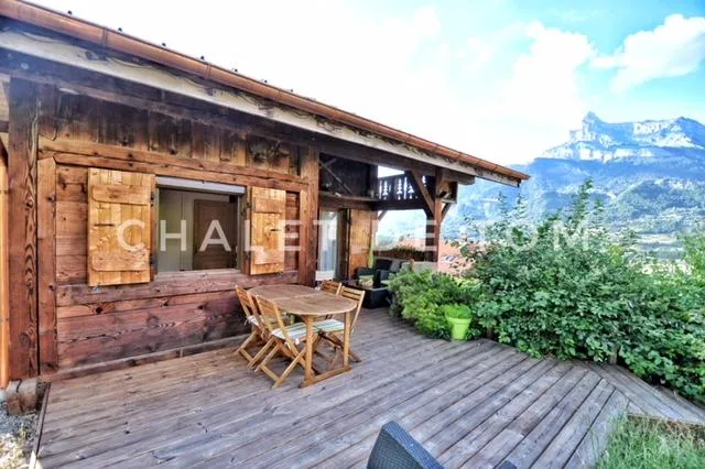 Terrasse avec coin salon 