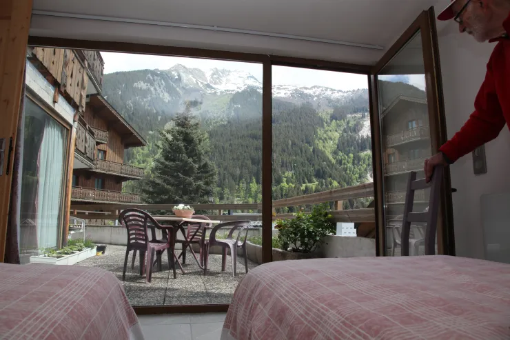 Chambre 1 et terrasse
