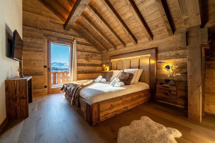 Vous découvrirez deux grandes suites parentales avec lit double « King Size » dans chacune d’entre elles.