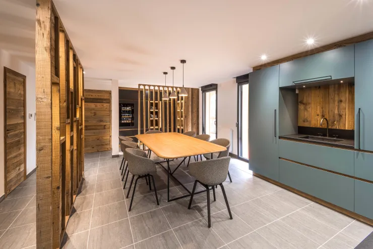 salle a manger et cuisine