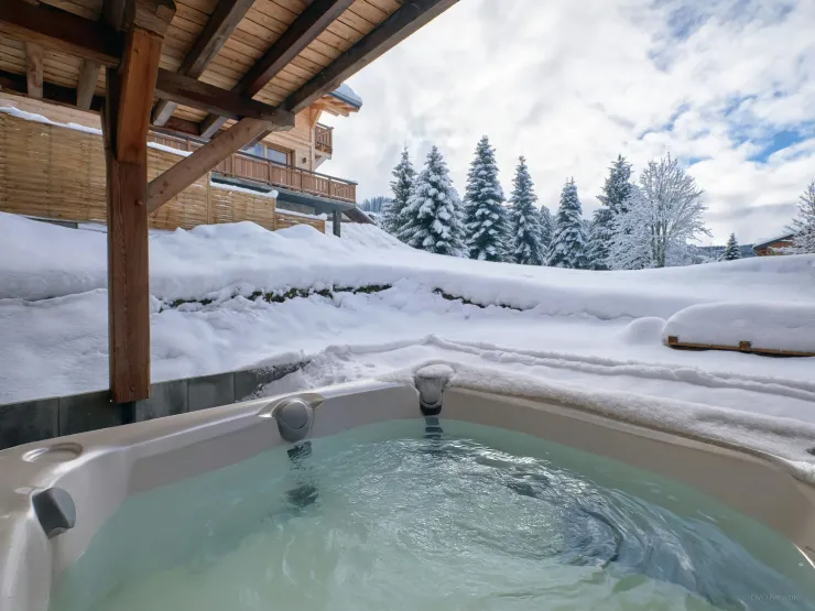 Jacuzzi