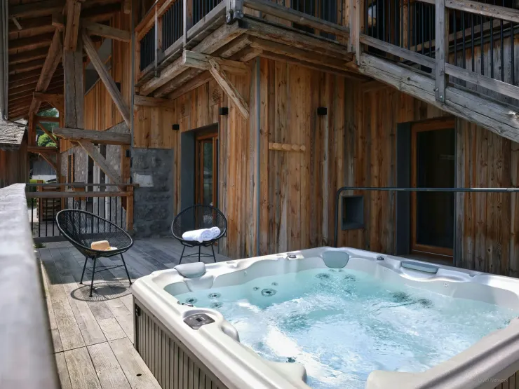 Jacuzzi