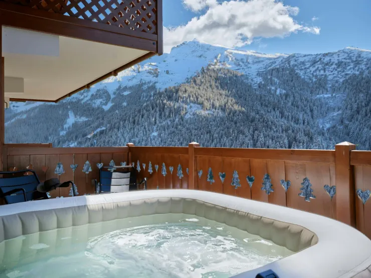 Jacuzzi & vue d'hiver - représentation artistique