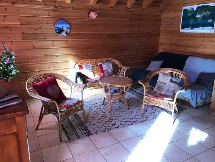 Le canapé-lit de la pièce de vie, pour sentir l'odeur des croissants et du café chaud au réveil.
