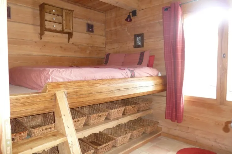 Chambre au rez de chaussée avec douche