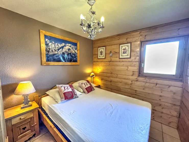 Comfy double bedroom