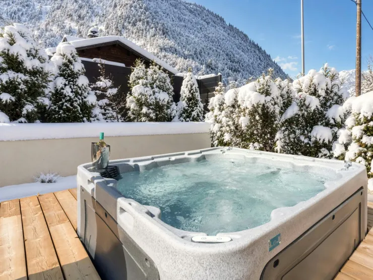 Jacuzzi