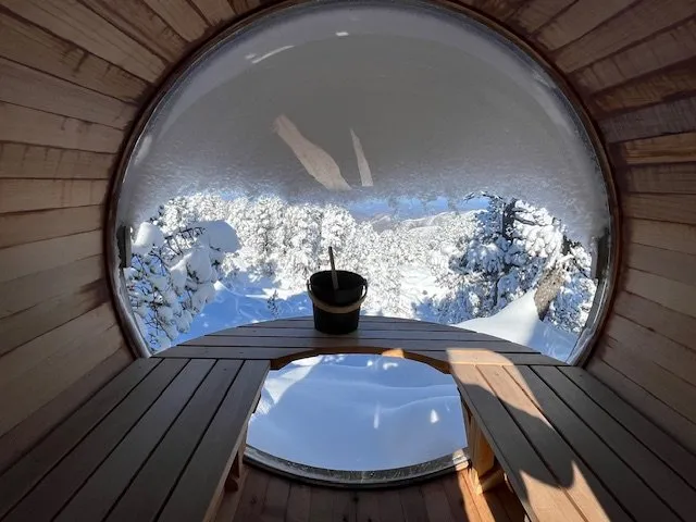 Sauna bulle avec vue sur la vallée