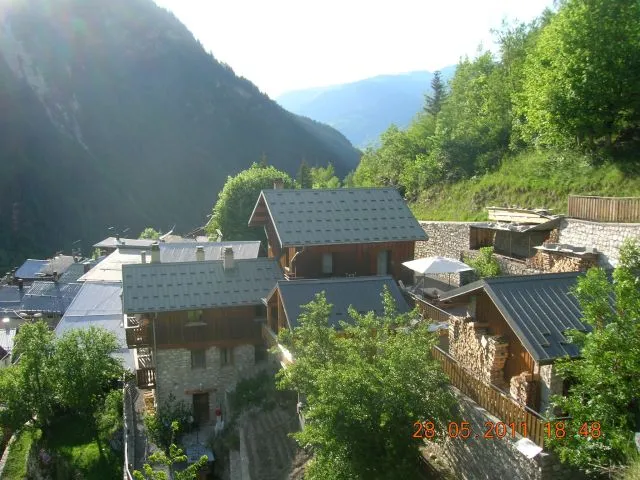 Overview of the chalet in summer