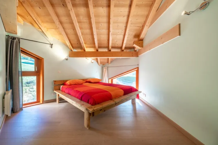 Une des chambres au N2.