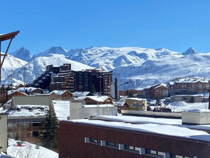La vue Sud Est vers la Meije