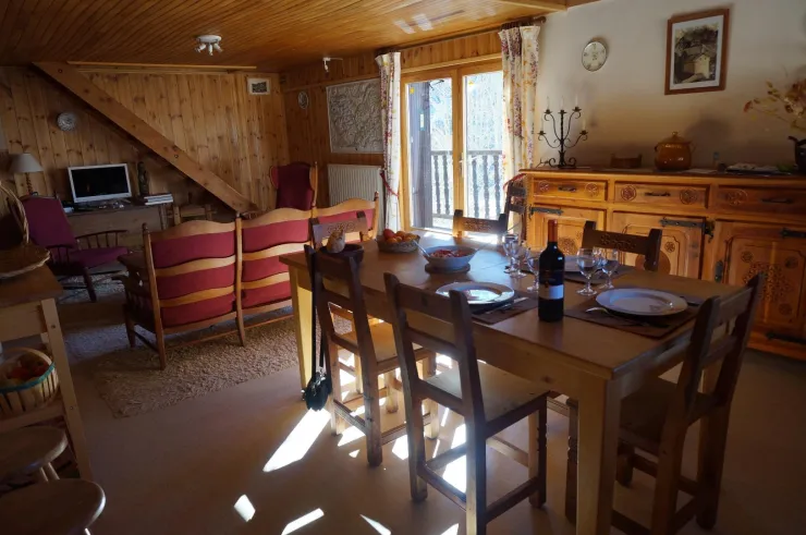 Séjour côté salle à manger