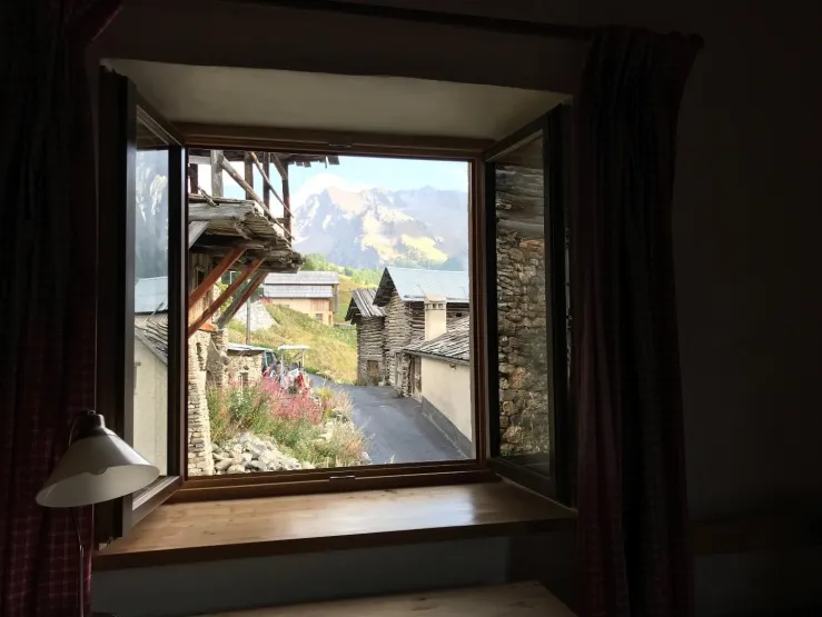 Vue de la chambre à 4 lits