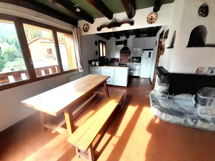 kitchen, diningroom