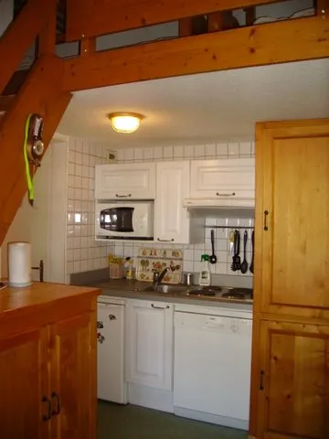 View(Sight) of the set(group) cooks.