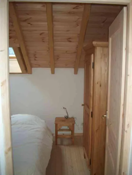 les chambres sont spacieuses avec un environnement "bois"