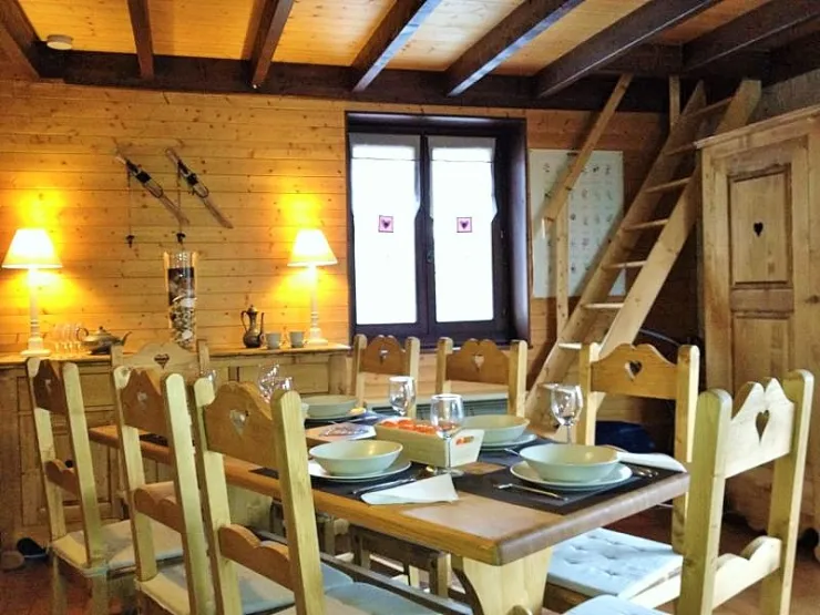 Salle à manger.