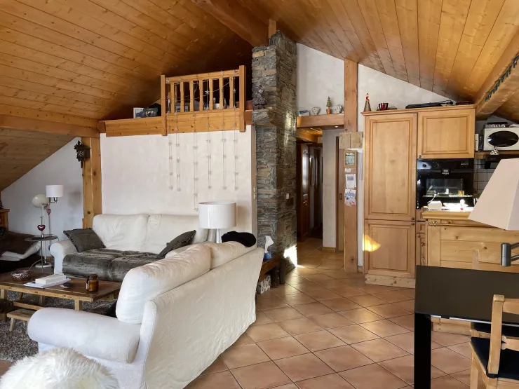 Main room (viewed from the bay window) with la little mezzanine very popular with children 