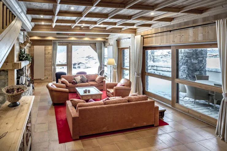 Living room with a view over the resort