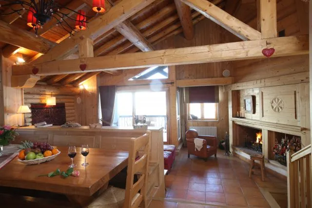 Salle à manger avec la vue sur Val d'Isère