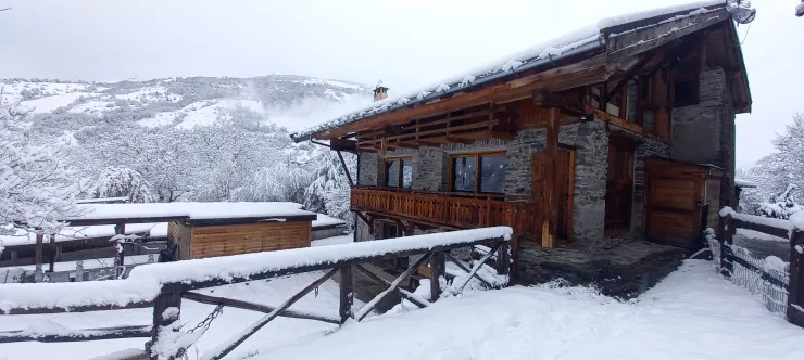 chalet Sterwen after a good snowfall