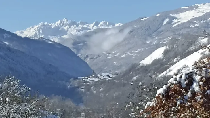 lounge view on west side chalet Sterwen
