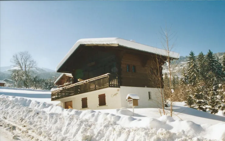 Le chalet en hiver