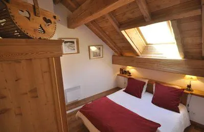 Chambre "2"  1 lit de 160cm