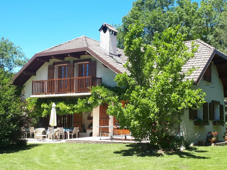 The cottage is waiting for you!