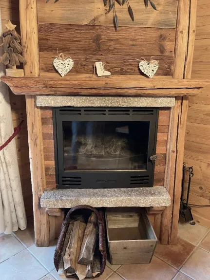 Wood fireplace