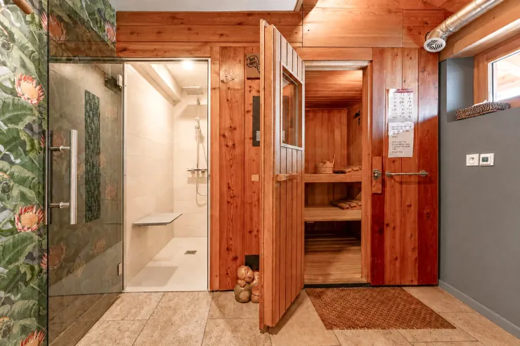 Sauna + douche hammam