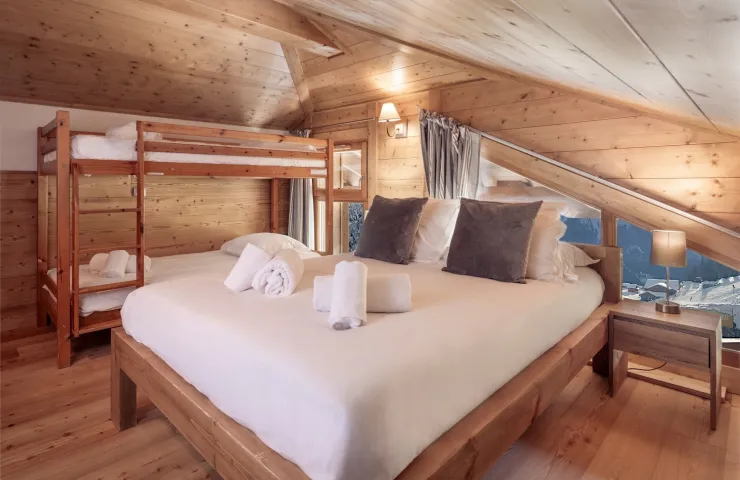 BEDROOM 4 - UPSTAIR