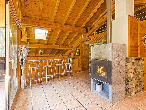 Chalet Ulysse - fireplace