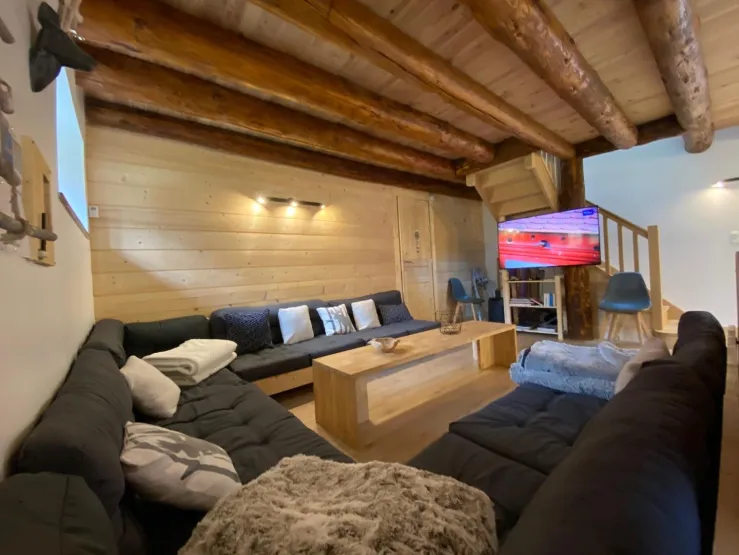 The lounge with it's large U sofa