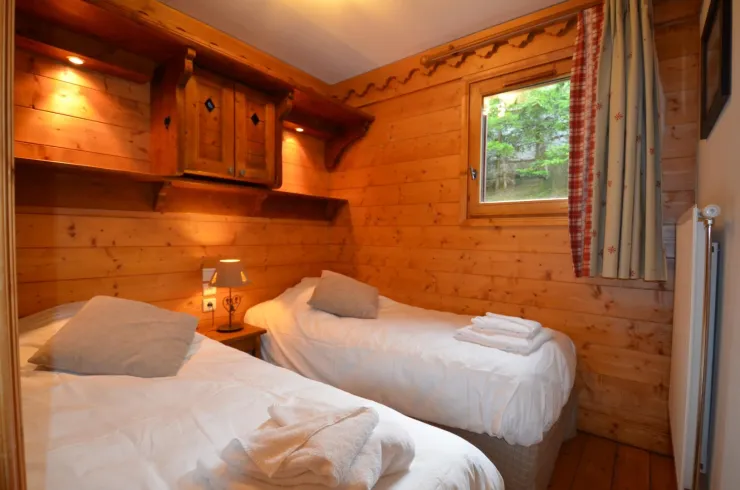 Petite chambre 2 lits jumeaux 80 cms