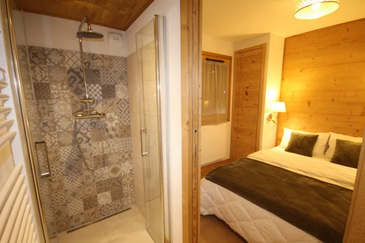 chambre et SDB RDC
