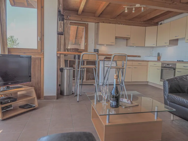 Fully equipped kitchen.